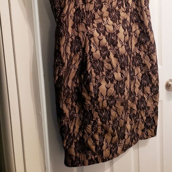 TATYANA LACE Up Style Lace Dress - Picture 2 of 4